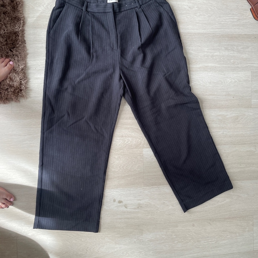 Abercrombie & Fitch Charcoal Pinstripe Dress Pants